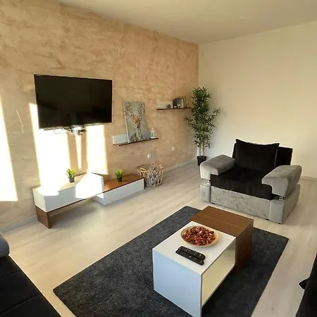 51 - Bright, Spacious, Lux 1 Bedroom In The Center - Stari Grad Apartment *